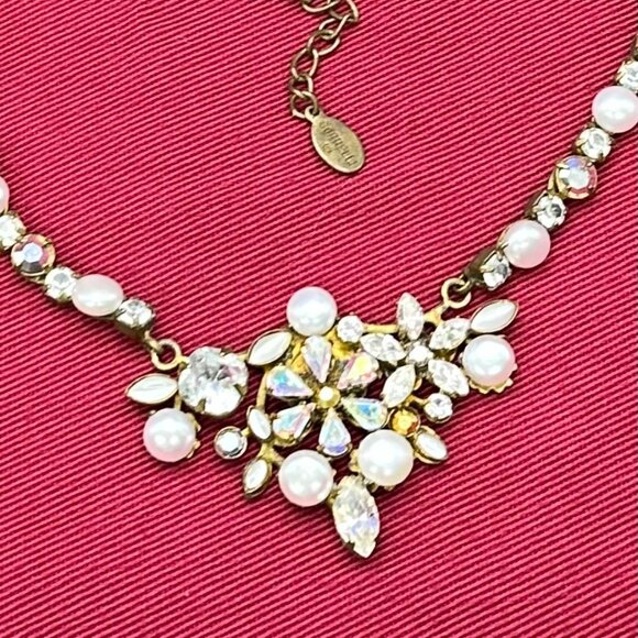 Sorrelli Signed Antique Gold-Tone Crystal & Faux Pearl Necklace - Picture 13 of 16